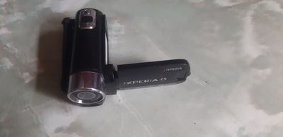 Продам видео камеру