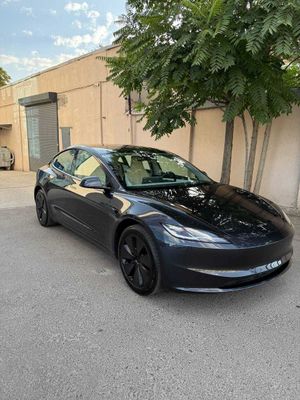 Tesla Model 3 Restyling 2025