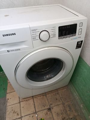 Срочно продам стиральную машину автомат 6 кг