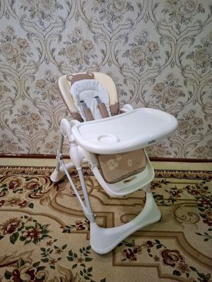 Болалар учун овқатлантириш стул