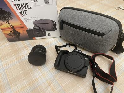 Canon R50 Travel KIT