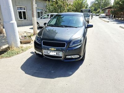 Nexia 3 yili 2017 mokriy rangda