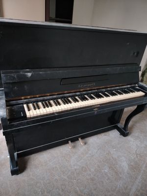 Pianino sotiladi