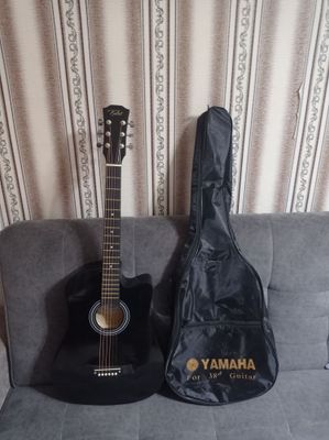 Новая гитара YAMAHA 38 size