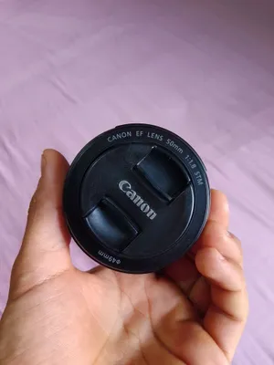 Canon EF 50mm f/1.8 STM