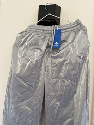 Adidas новые с этикеткой