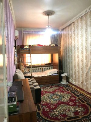 продается 2-х этажный кровать2*90 размер