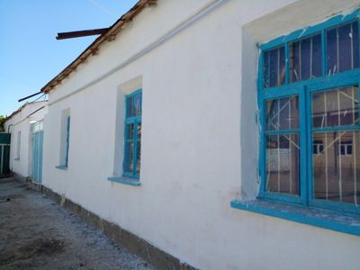Ховли сотилади срочно