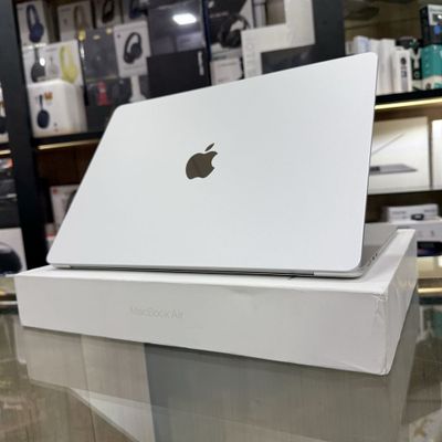 Macbook Air 15" M2 8/256 Silver