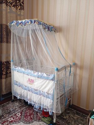 Bolalar kravati tez va arzon sotiladi