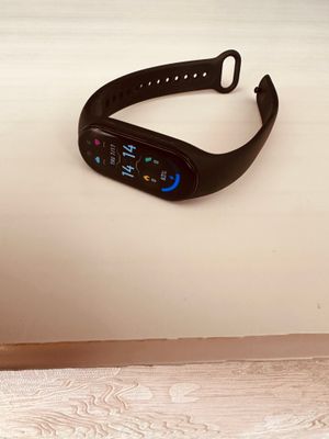 Умные часы Xiaomi Mi Smart Band 7
