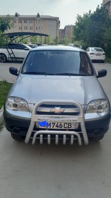 Niva chevrolet 2015