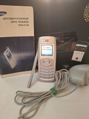 Samsung SGH C100 ideal для коллекции