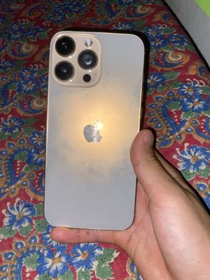 Iphone 15 pro maks luks kopiya
