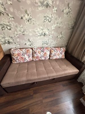 Продам диван срочно