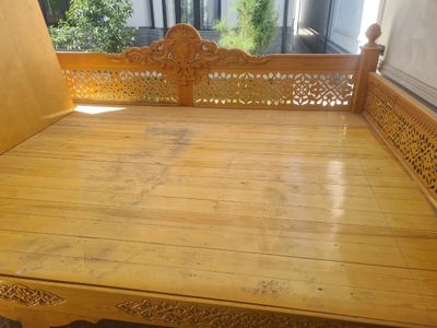 Kart Tapchan sotiladi buxoro shaharda 2.5×3.5 mtr 6.200
