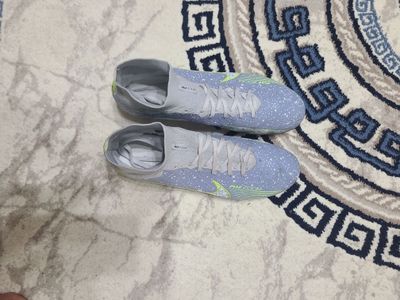 Air zoom butsi