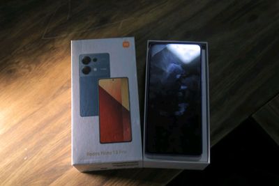 redmi 13 pro 256 gb aybi yoq bir oy bolmagan 2.500