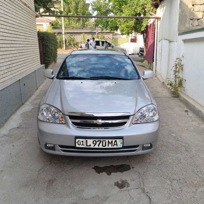Продам Lacetti 1.8