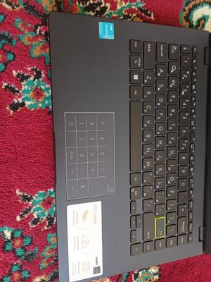 Noutbuk Asus E410K