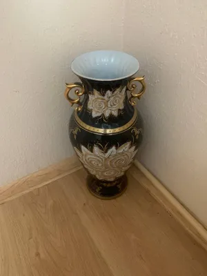 Продам вазу