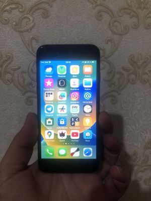 Iphone 8 sotiladi