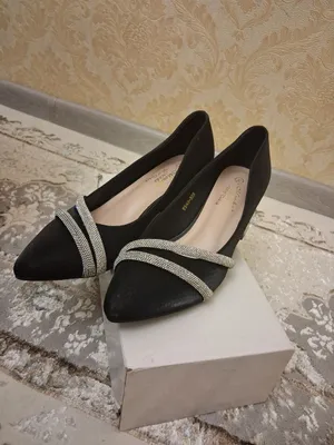 Туфли модные элегантные