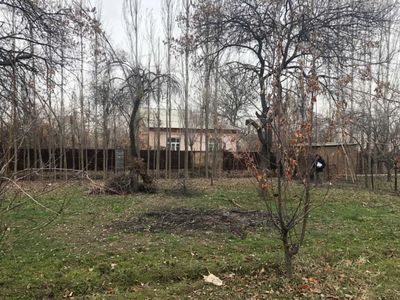 Продается дачный участок 6 соток в Паркенте. 4 км от Янги Тошкент