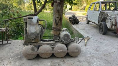 Компрессор в рабочем состояние. Отличном состояние можете проверить