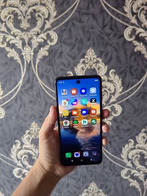 Infinix smart 8 128gb sotiladi