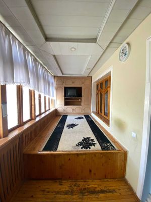 Yunusobod 18 kv 288 maktab yaqinida joylashgan 3-xonali kvartira ijara