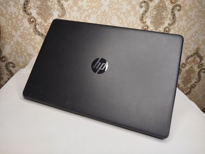Продается ноутбук HP Laptop 15, Intel Core i3 7020 8GbDDR4/256SSD