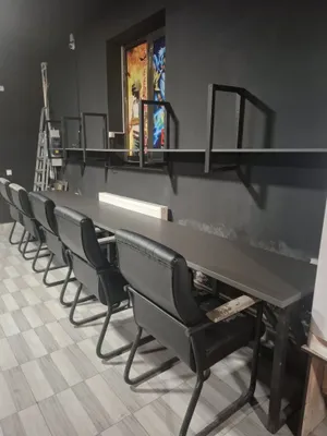 Kompyuter mebel sotiladi 5tali