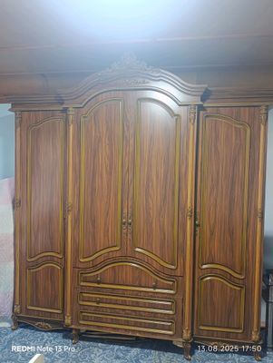 срочно продаю мебель