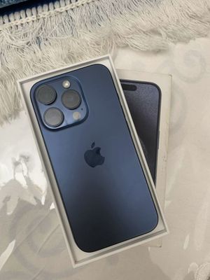 Iphone 15 pro blue titanium
