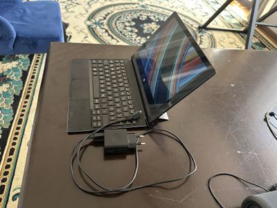 Продаю планшет Lenovo Yoga 2 на основе Windows