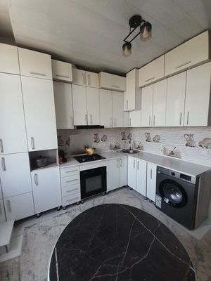 Yunusobod metrosi va Megaplanet yonida kvartira arendaga beriladi