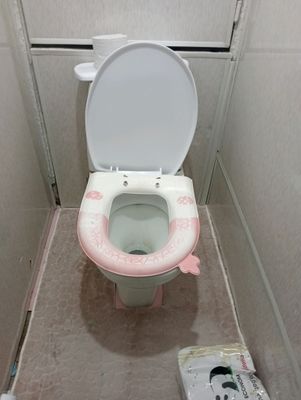 Унитаз сотилади
