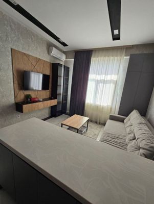 М.Горкий Сайрам новастройка 3 ком 3 этаж 8 этажка все ест фото реално