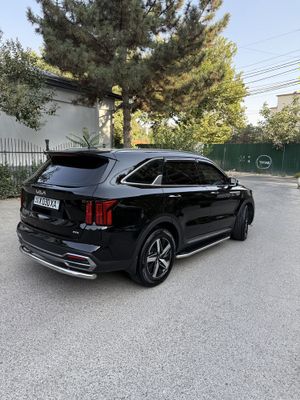Kia Sarento 2023 yil
