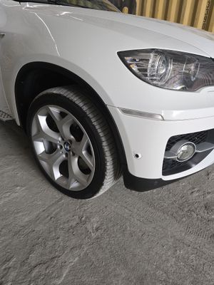 BMW X6 4.4 лик сотилади