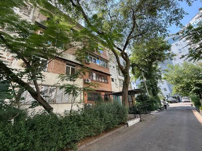 Купить двух комнатную квартиру на Мирабаде, звони