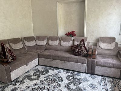 Divan sotiladi holati idela