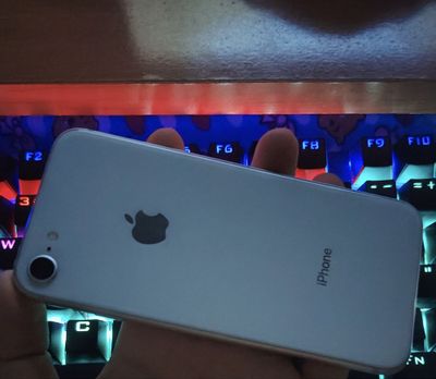 iPhone 8 ideal 64gb