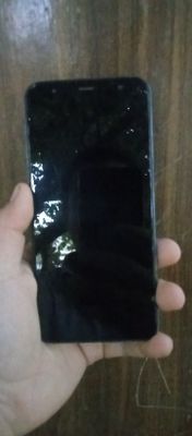 SAMSUNG J6 PLUS