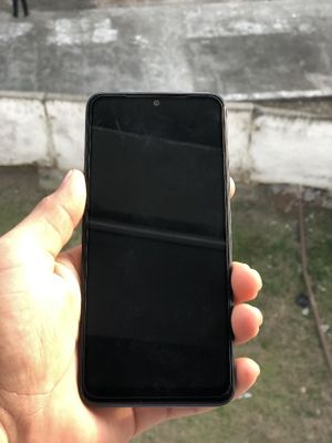 Redmi not 12 kafolatlangan xotirasi 6+2/128 holati ideal