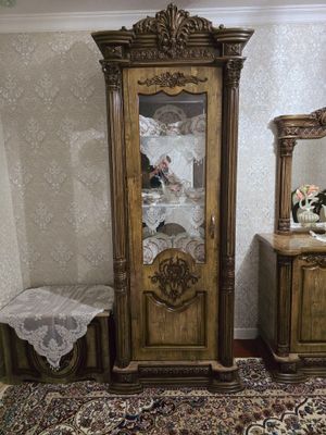 Срочно продам гостиный мебель