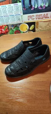 Продам туфли. .