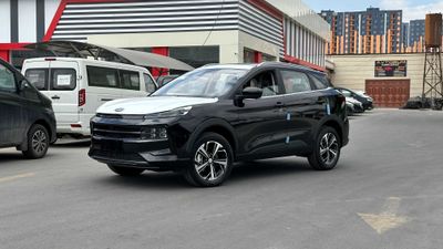 JAC JS6 - шаҳар ва узоқ йўллар учун ақлли ва қулай кроссовер!