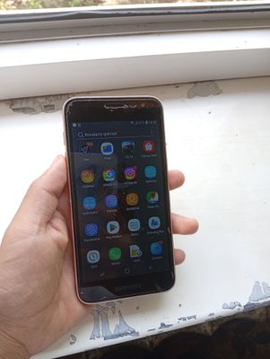 Samsung J2 core telfoni